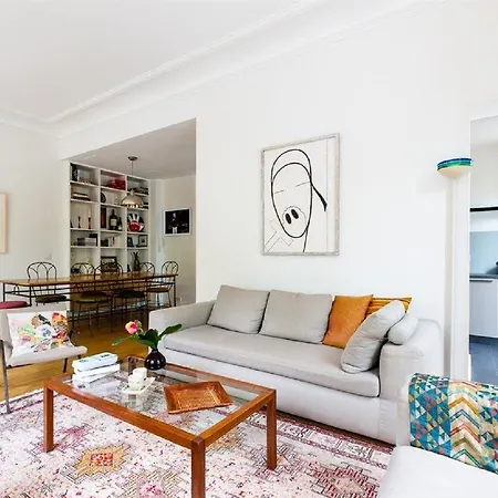 Apartment Sophisticated Close To The Museums *